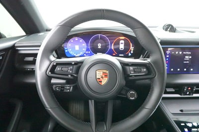 2025 Porsche Macan Electric 4