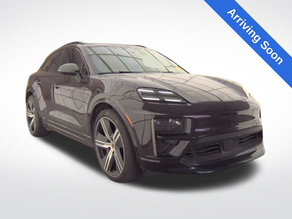 2024 Porsche Macan Macan Turbo Electric's photo