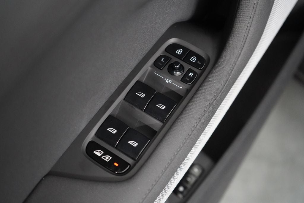 2023 Polestar 2 Long Range Dual Motor Performance Plus