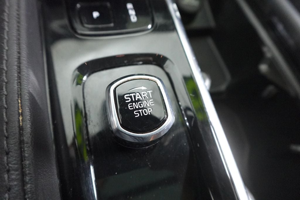 2023 Volvo XC90 B6 Plus 7-Seater