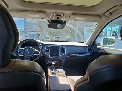 2019 Volvo XC90 T6 Momentum