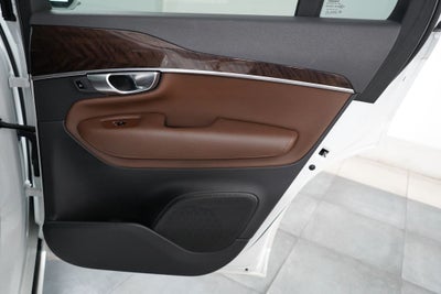 2019 Volvo XC90 T6 Momentum