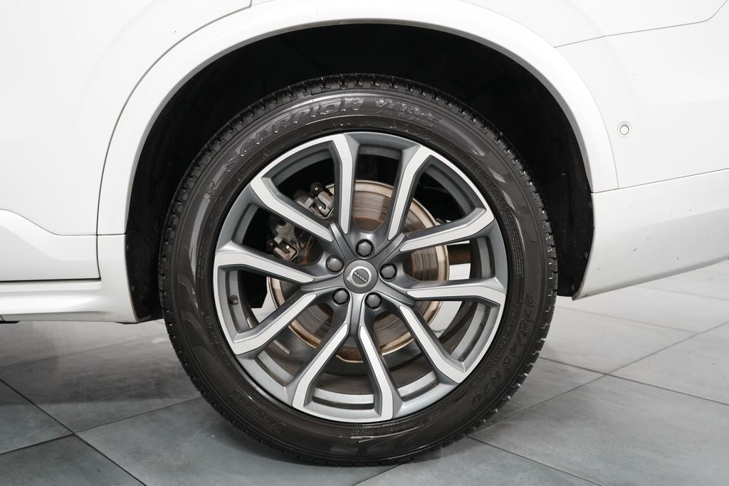 2019 Volvo XC90 T6 Momentum