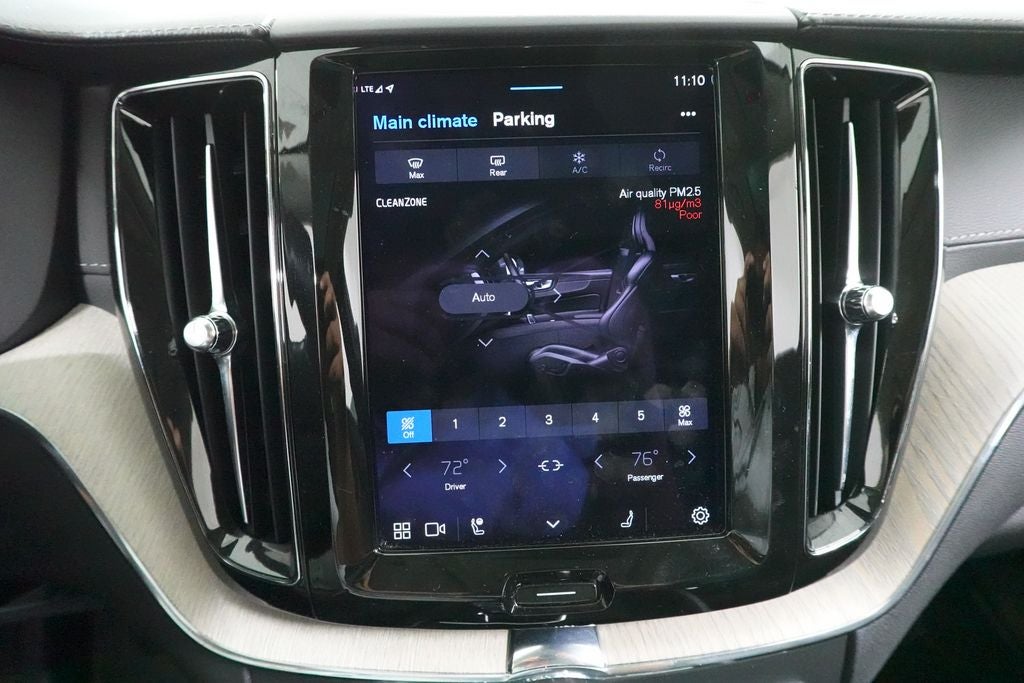 2022 Volvo XC60 Recharge Plug-In Hybrid T8 Inscription