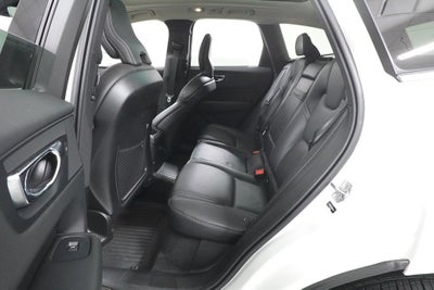 2022 Volvo XC60 Recharge Plug-In Hybrid T8 Inscription