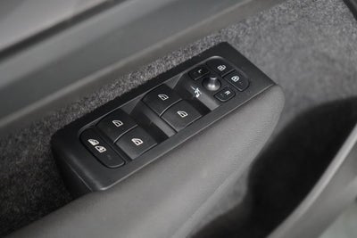 2023 Volvo C40 Recharge Pure Electric Twin Core