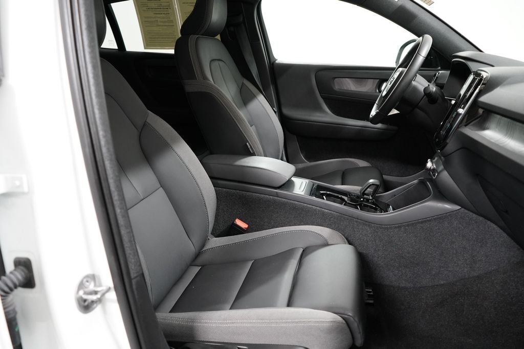 2023 Volvo C40 Recharge Pure Electric Twin Core