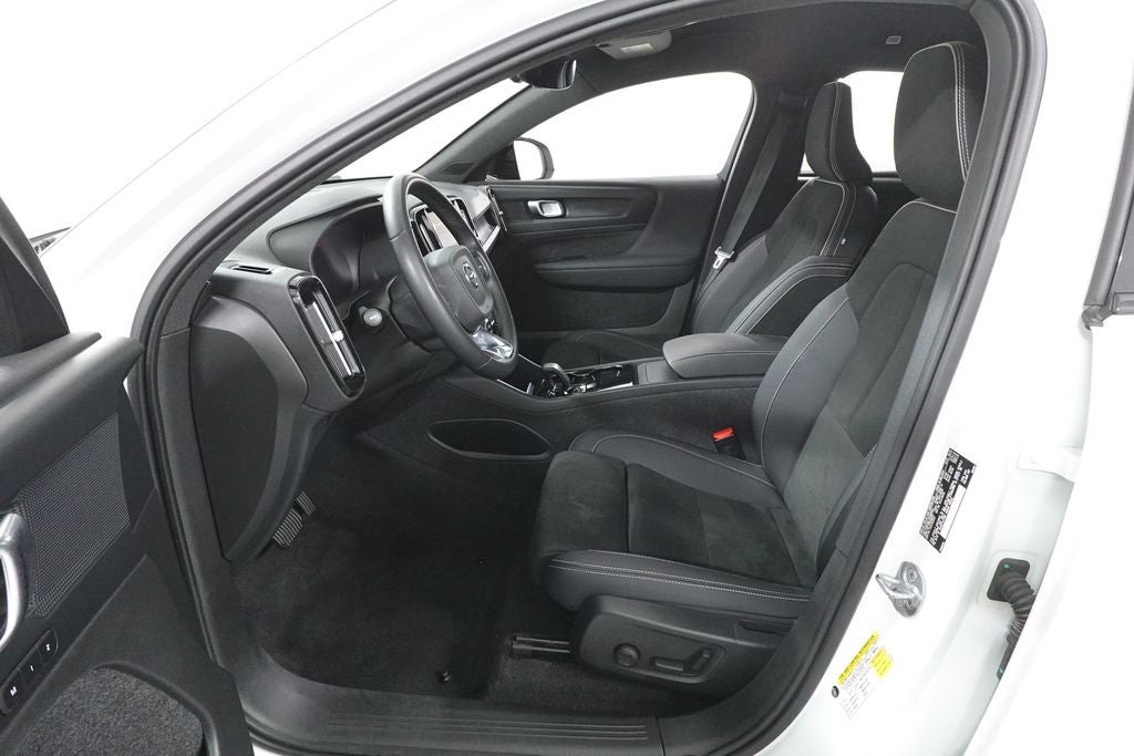 2023 Volvo C40 Recharge Pure Electric Twin Plus