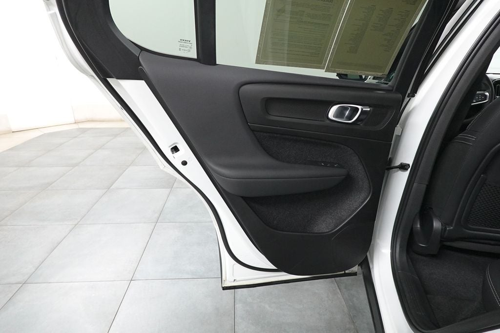 2023 Volvo C40 Recharge Pure Electric Twin Plus