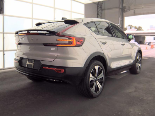 2023 Volvo C40 Recharge Pure Electric Twin Plus