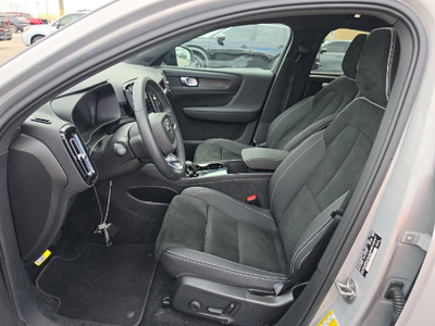 2023 Volvo C40 Recharge Pure Electric Twin Plus