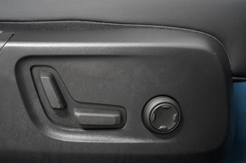 2023 Volvo C40 Recharge Pure Electric Ultimate