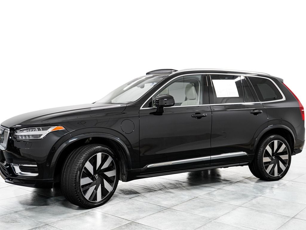 2024 Volvo XC90 Recharge Plug-In Hybrid T8 Plus Bright Theme 7 Passenger