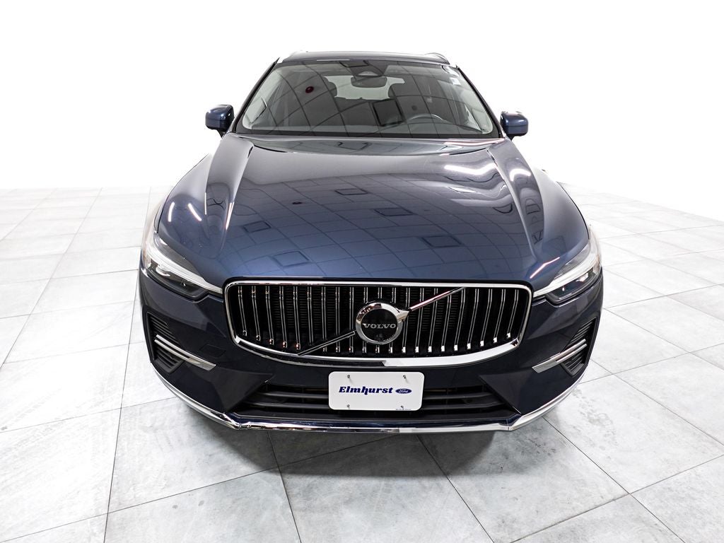 2023 Volvo XC60 Recharge Plug-In Hybrid T8 Plus Bright Theme