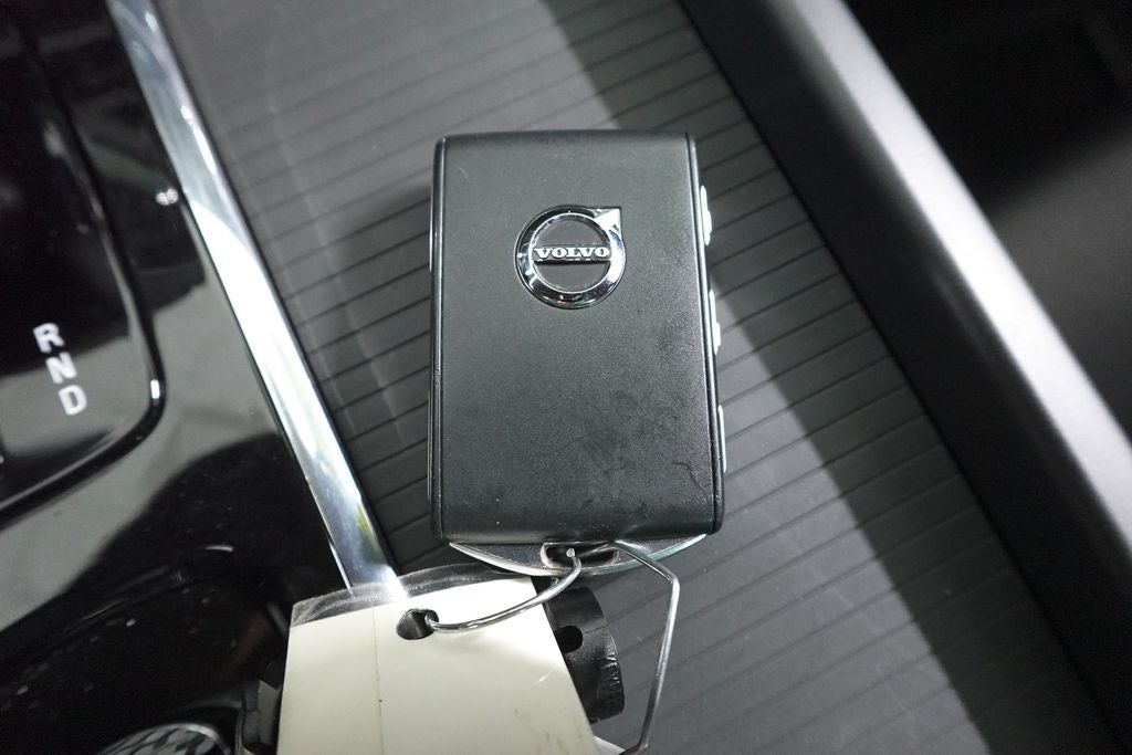 2023 Volvo XC60 B5 Core