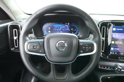 2025 Volvo XC40 B5 Core