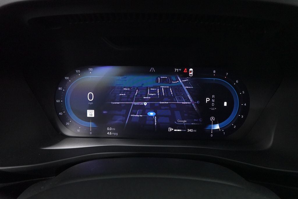2025 Volvo XC40 B5 Core