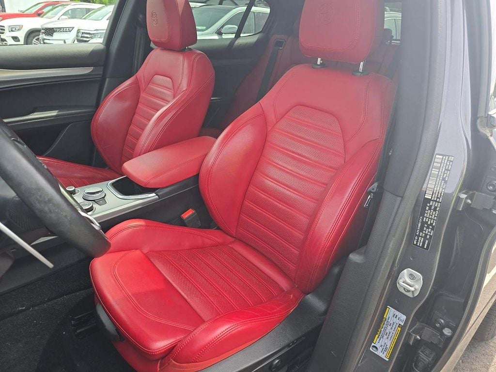2023 Alfa Romeo Stelvio Veloce